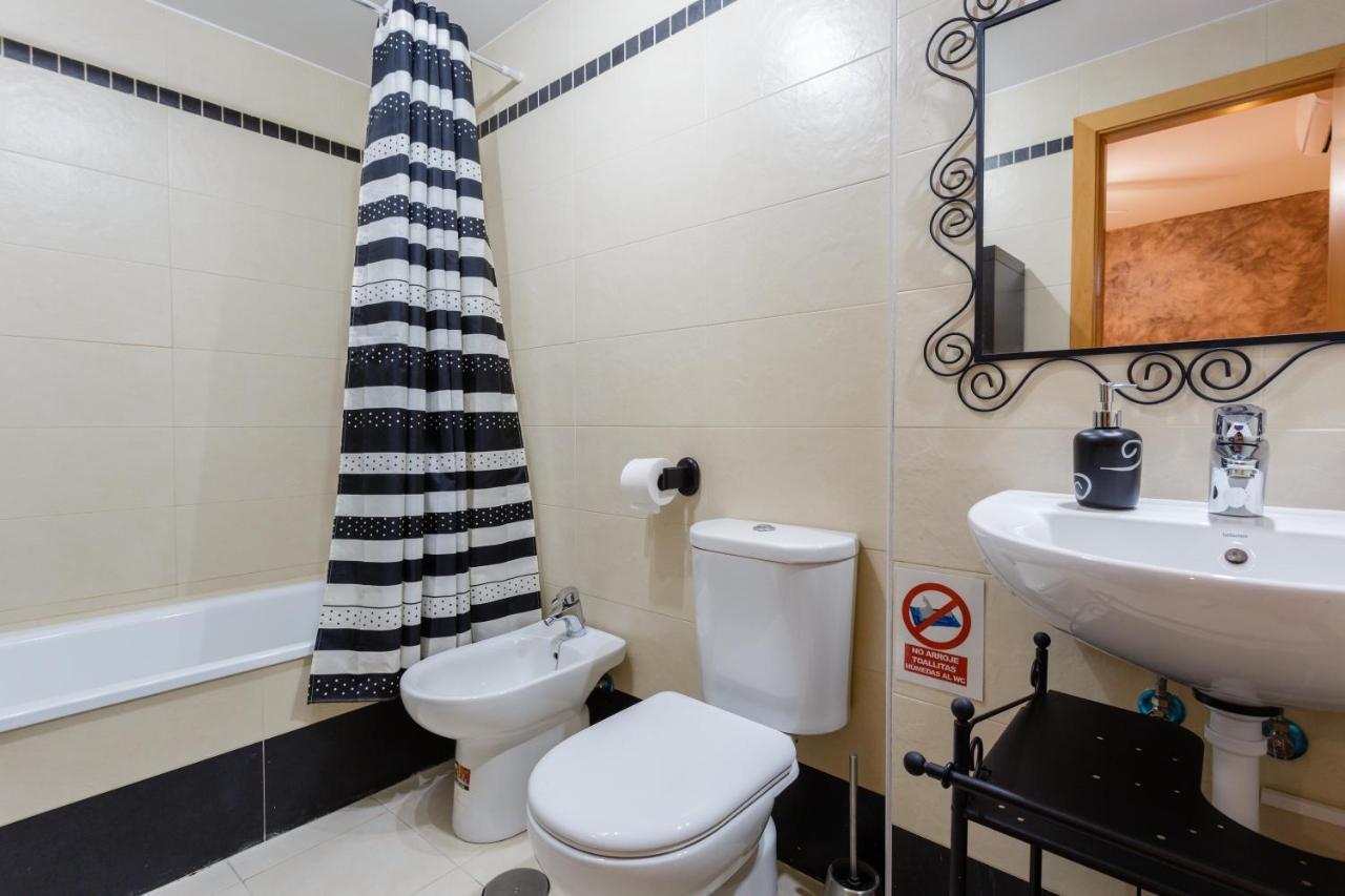 Puerta San Felix Free Parking By Cadiz4Rentals Exterior photo